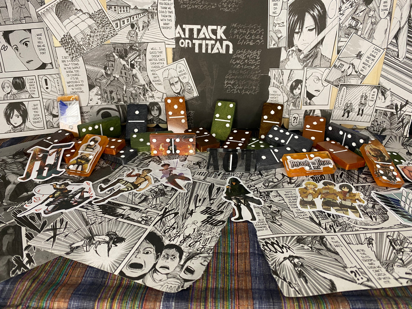 Attack on Titans Domino Set